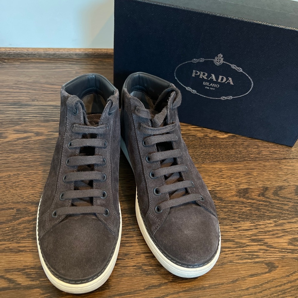 Prada Mens Hightop Sneakers Size 9